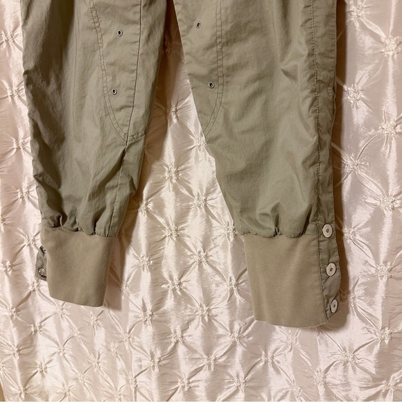 Stella McCartney x Adidas Khaki Tan Snap Up Cropped Pants - Picture 3 of 13